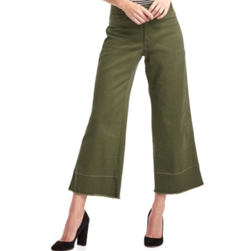 Old Navy Olive Wide-leg Crop Culottes